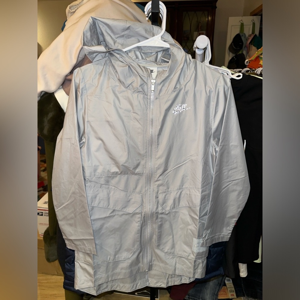 Nike- Boys Size Medium- Sportswear Kids Pack Utility Jacket- NWT
